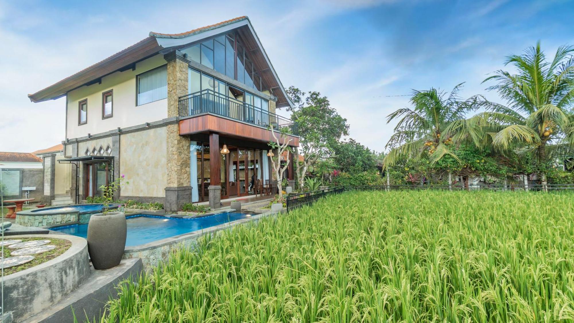 Maruan Sari * Ubud